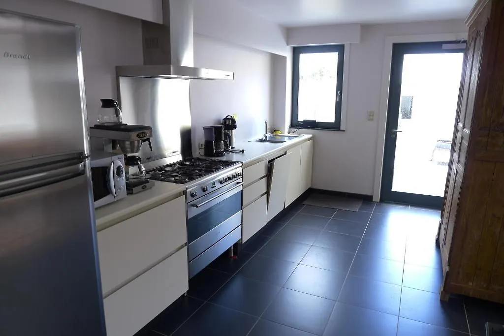 Villa Emma Ostend 0*,